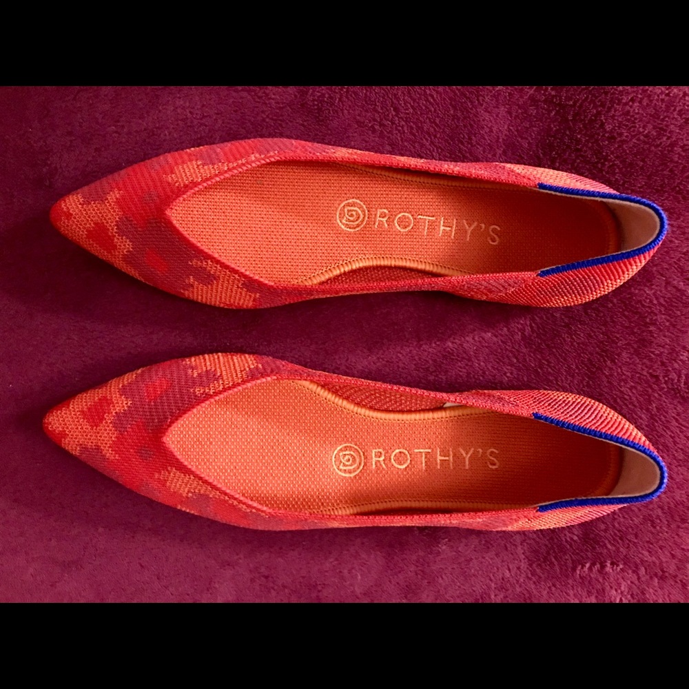 BRAND NEW ROTHY’s RED BOTANICAMO POINTS 8.0